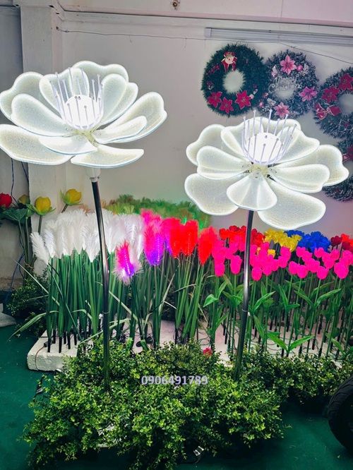 đèn dẫn lối hoa led có động cơ